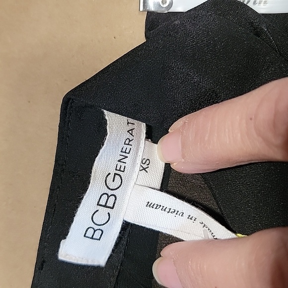 BCBGeneration Size XS Black Semi Sheer Tunic NEW with Tag - Picture 12 of 14